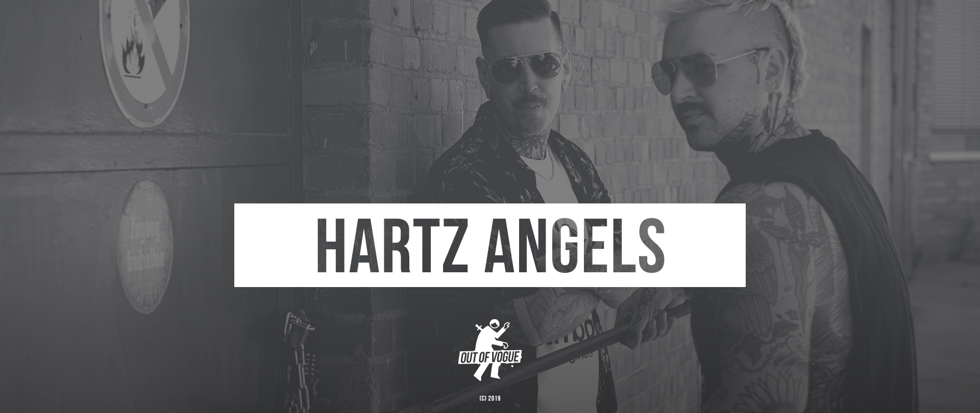Hartz Angels at OUT OF VOGUE SHOP / EN